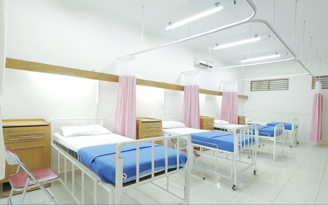 Ryddig og moderne klinikkorridor